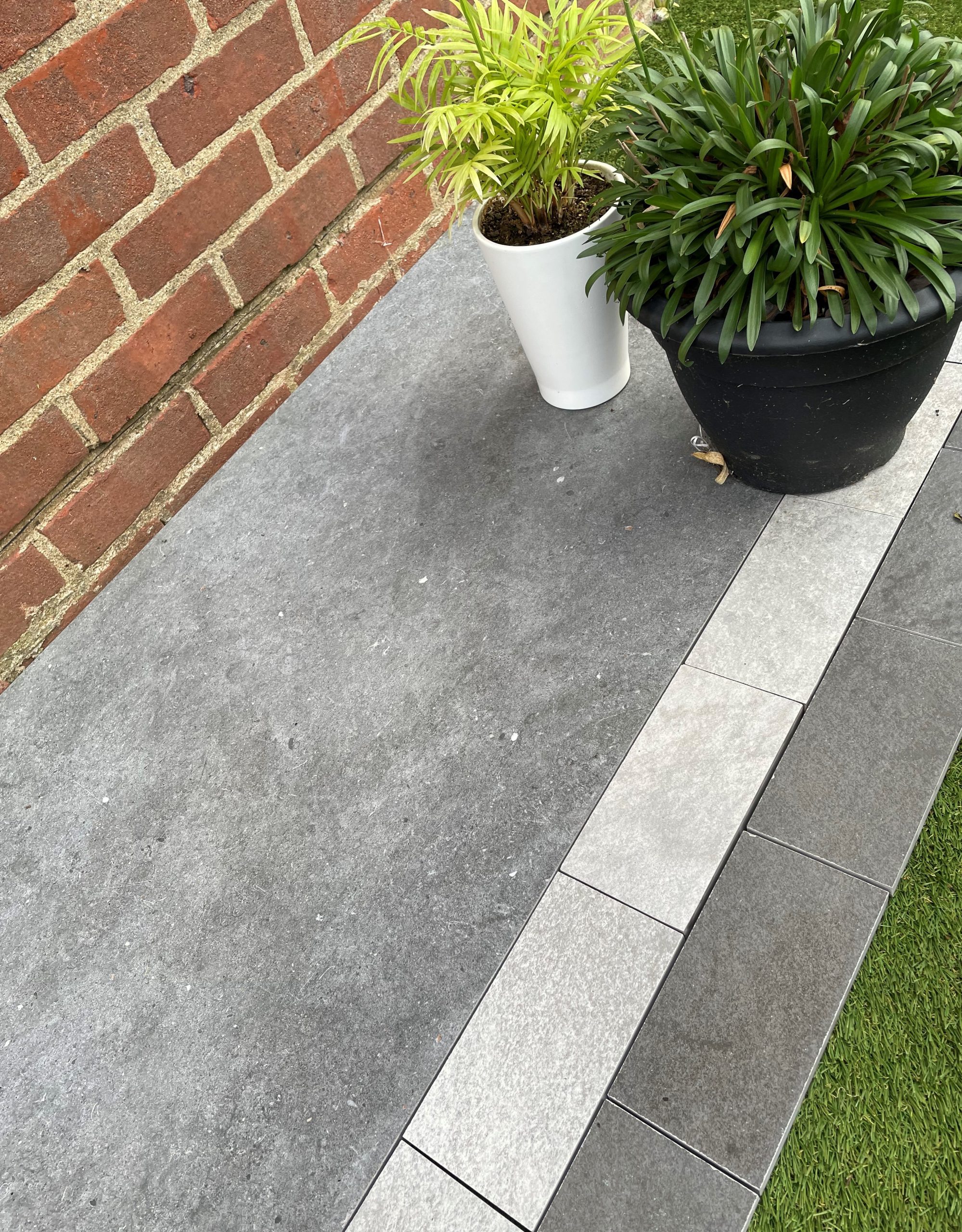 Twenty Ten Porcelain Cobbles - The Patio Warehouse Kent UK